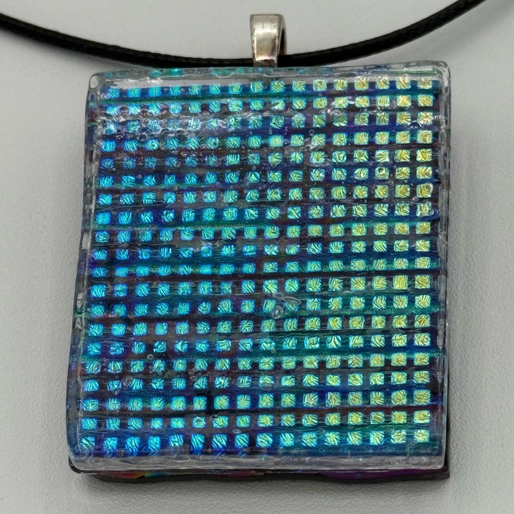 Vintage Signed Artisan Black and Green Iridescent Pendant Necklace